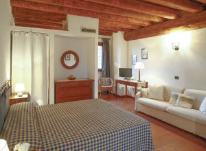 Description rooms 4