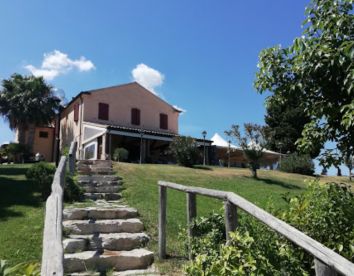 Farm-house La Castelletta - Cupra Marittima
