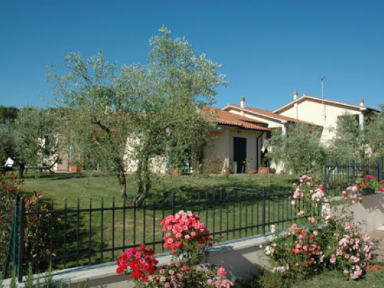 poggio degli olivi green houses saturnia