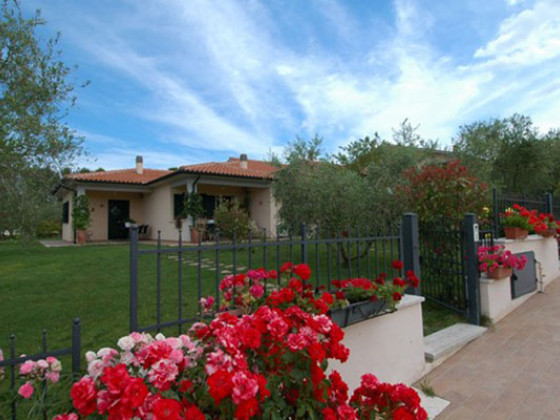 poggio degli olivi green houses saturnia