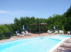 Agriturismo A Assisi Con Piscina 16 Agriturismi Trovati