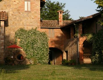 Farm-house Borgo Poggiolo - San Venanzo
